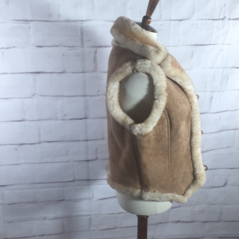 Shearling & Suede Vest - Picture 7 of 9